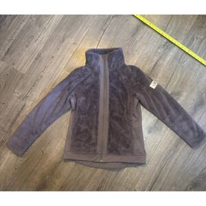 North face fuzzy purple zip‎ up jacket